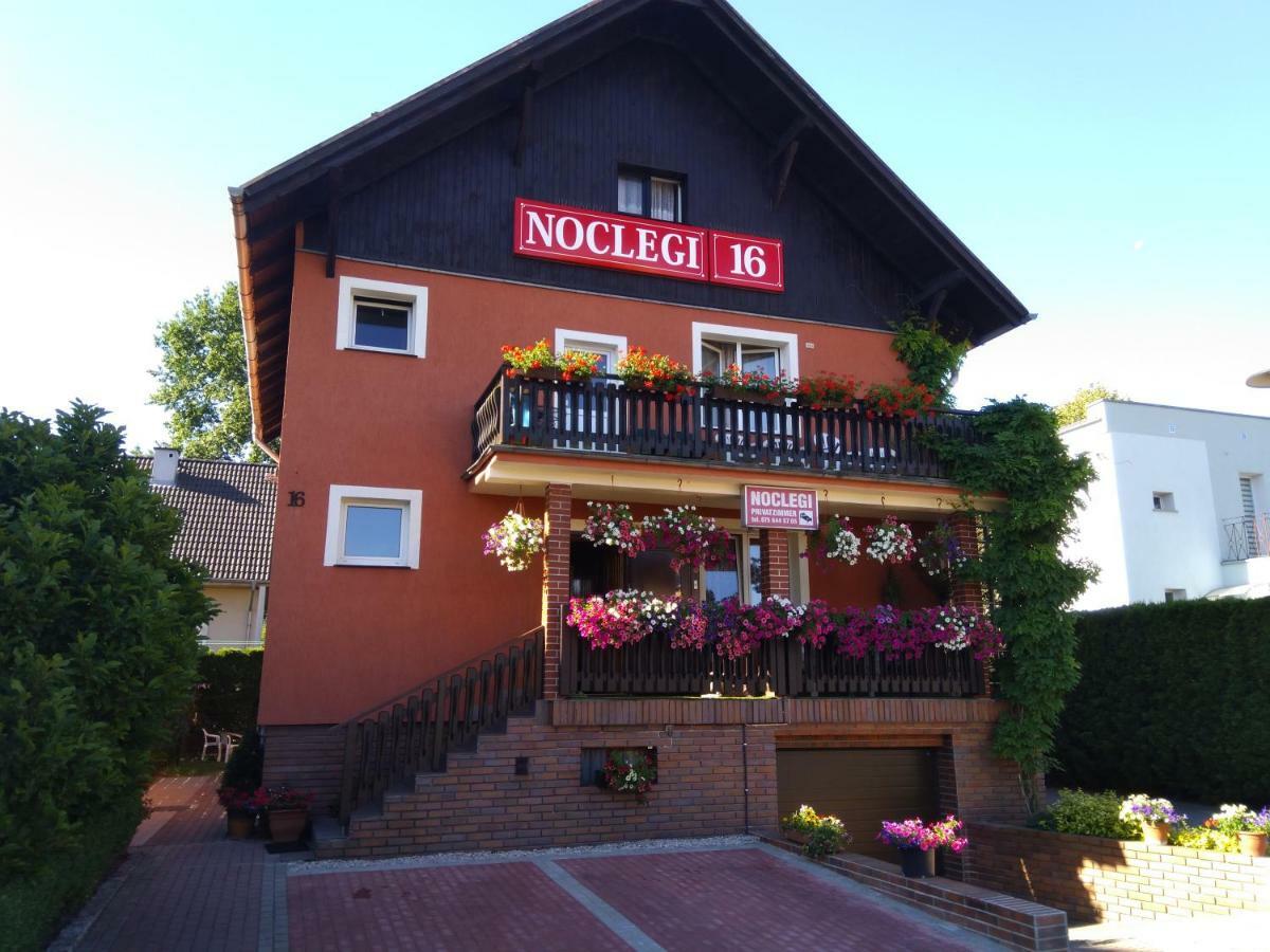 Noclegi16 โบเลสวาเวียส ภายนอก รูปภาพ